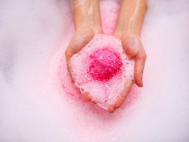 CBD Bath Bombs: the New Wellness Trend